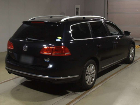 2012 Volkswagen Passat Variant 3CCAX[1]