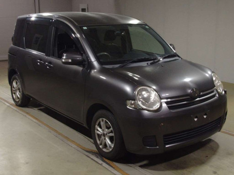 2009 Toyota Sienta NCP81G[2]