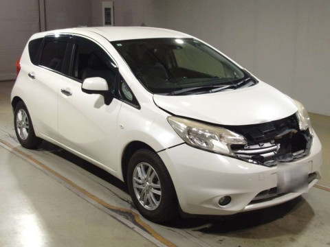 2014 Nissan Note E12[2]