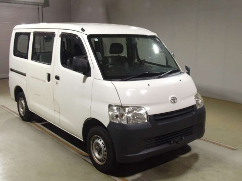 2018 Toyota Townace Van S402M[2]