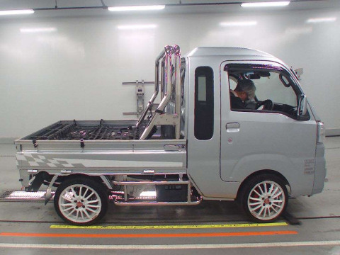 2021 Daihatsu Hijet Truck S500P[2]