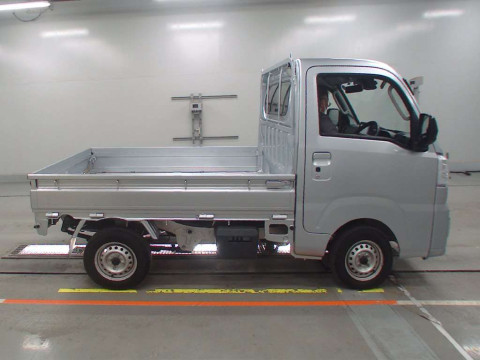 2022 Toyota Pixis Truck S500U[2]