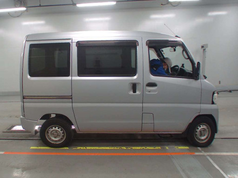 2013 Nissan NV100 Clipper U71V[2]