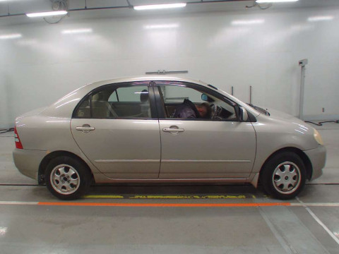 2004 Toyota Corolla Sedan NZE121[2]