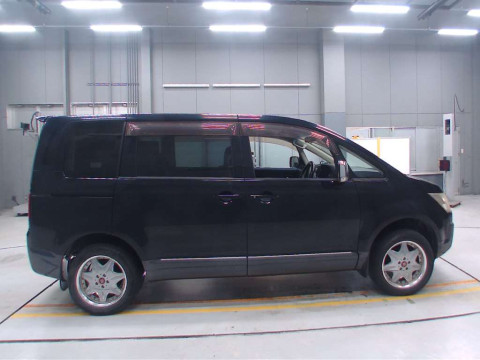 2007 Mitsubishi Delica D5 CV5W[2]