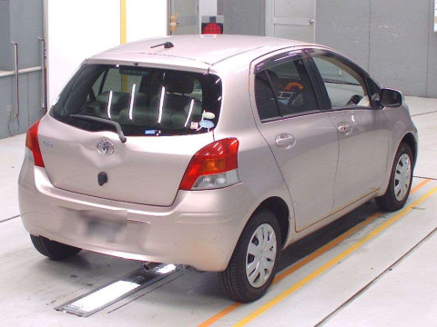 2009 Toyota Vitz SCP90[1]