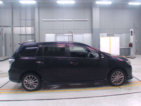 2009 Toyota Corolla Fielder NZE141G[2]