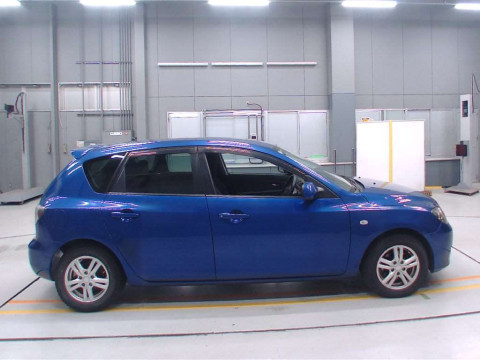 2009 Mazda Axela Sport BK5P[2]