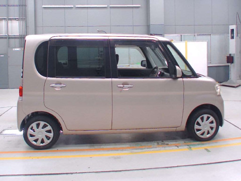 2012 Daihatsu Tanto L375S[2]