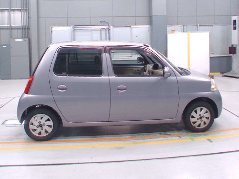 2006 Daihatsu Esse L235S[2]