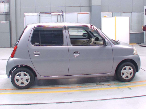 2006 Daihatsu Esse L235S[2]