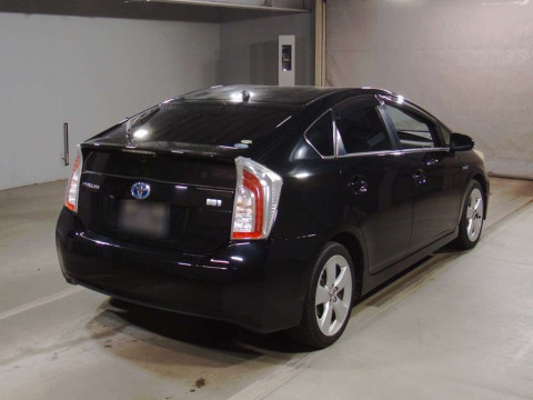 2014 Toyota Prius ZVW30[1]