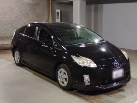 2010 Toyota Prius ZVW30[2]