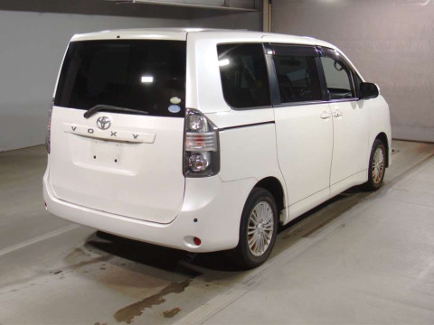 2009 Toyota Voxy ZRR70G[1]