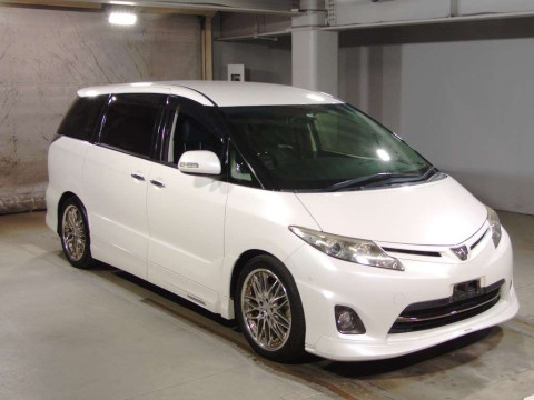 2011 Toyota Estima ACR50W[2]