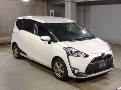 2015 Toyota Sienta NSP170G[2]