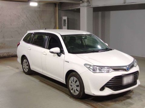 2017 Toyota Corolla Fielder NKE165G[2]