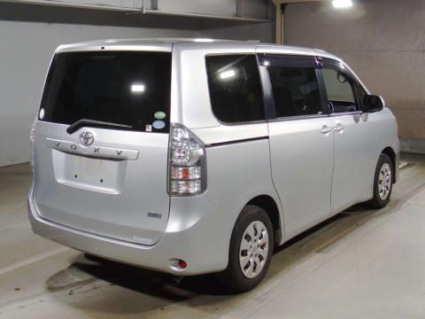 2012 Toyota Voxy ZRR70G[1]