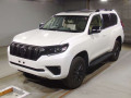 2022 Toyota Land Cruiser Prado