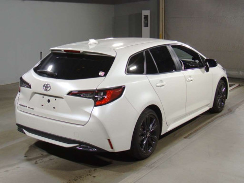 2020 Toyota Corolla Touring Wagon ZRE212W[1]