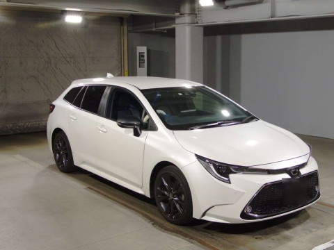 2020 Toyota Corolla Touring Wagon ZRE212W[2]