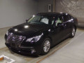 2013 Toyota Crown Hybrid