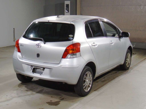 2009 Toyota Vitz NCP95[1]