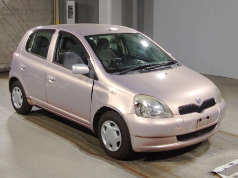 2000 Toyota Vitz SCP10[2]