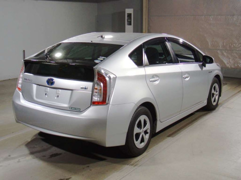 2012 Toyota Prius ZVW30[1]