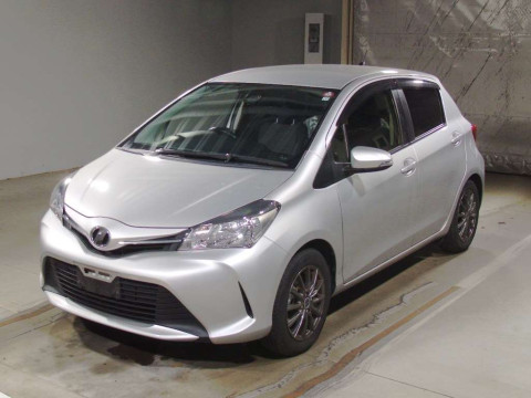 2015 Toyota Vitz NSP130[0]