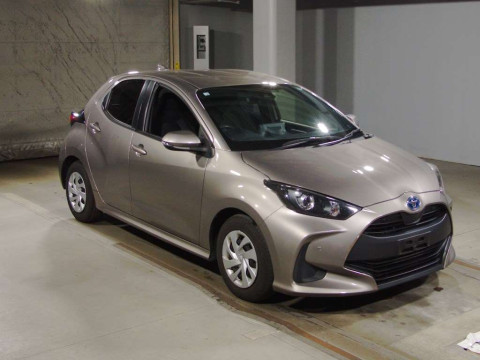 2021 Toyota YARIS MXPH10[2]