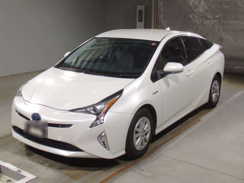 2017 Toyota Prius ZVW50[0]