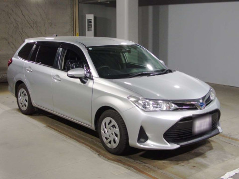 2021 Toyota Corolla Fielder NKE165G[2]