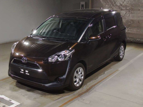 2017 Toyota Sienta NSP170G[0]