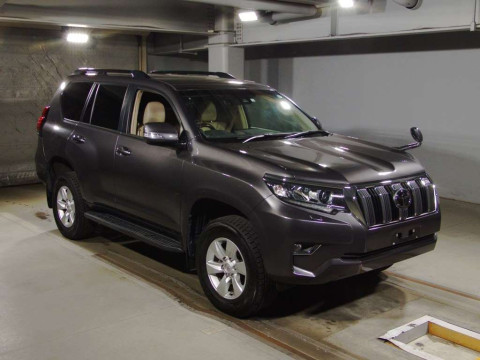 2020 Toyota Land Cruiser Prado GDJ150W[2]