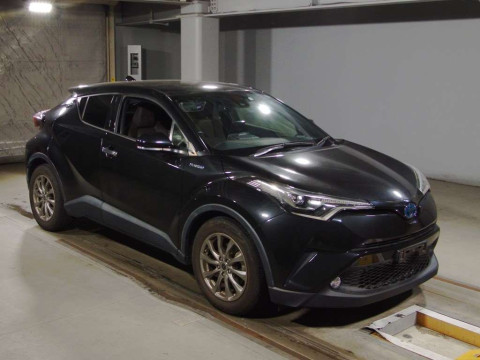 2018 Toyota C-HR ZYX10[2]