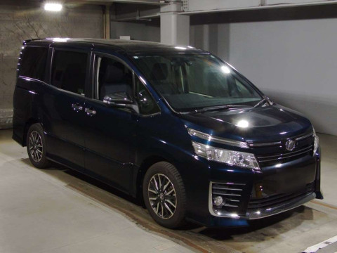 2015 Toyota Voxy ZRR80W[2]