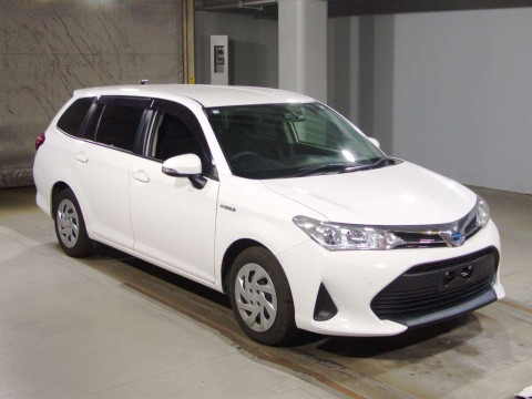 2020 Toyota Corolla Fielder NKE165G[2]