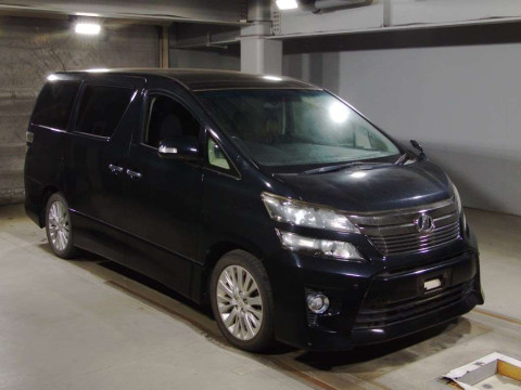 2014 Toyota Vellfire ANH20W[2]