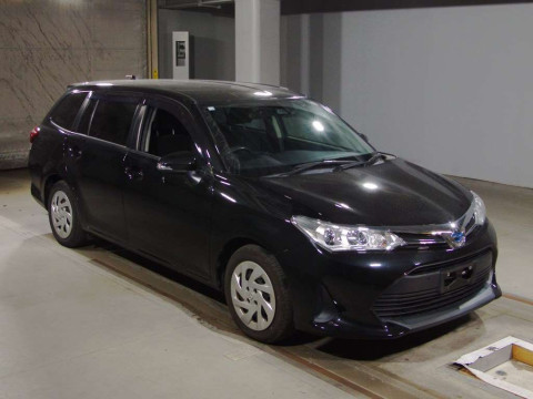 2020 Toyota Corolla Fielder NKE165G[2]