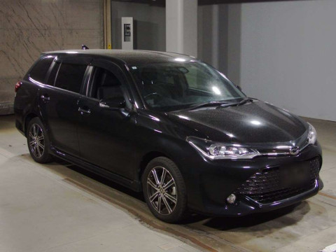 2015 Toyota Corolla Fielder NRE161G[2]