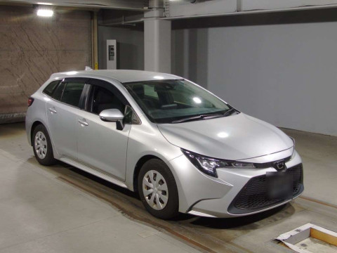 2019 Toyota Corolla Touring Wagon ZRE212W[2]