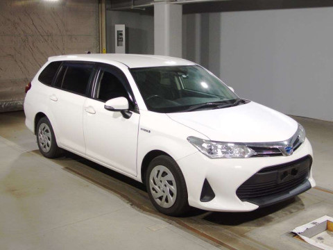 2019 Toyota Corolla Fielder NKE165G[2]