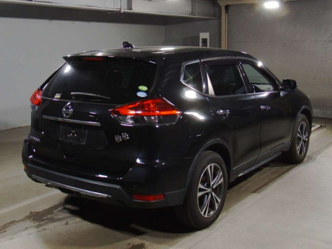 2018 Nissan X-Trail T32[1]