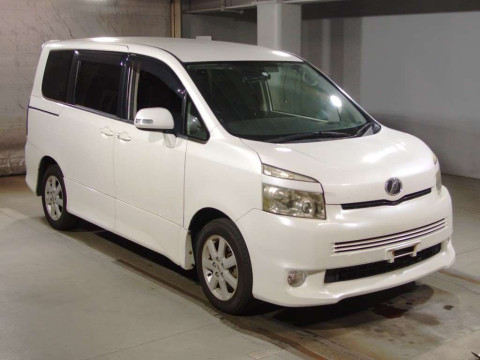 2008 Toyota Voxy ZRR70W[2]