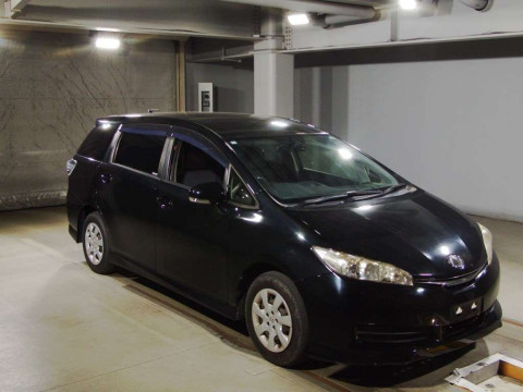 2016 Toyota Wish ZGE20G[2]