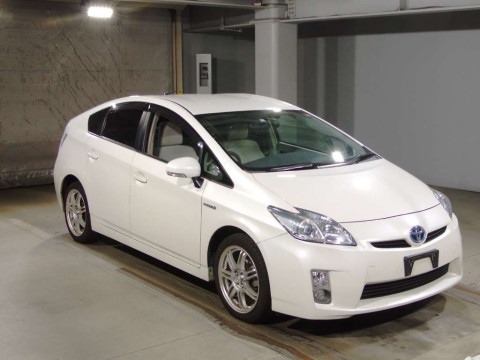 2010 Toyota Prius ZVW30[2]