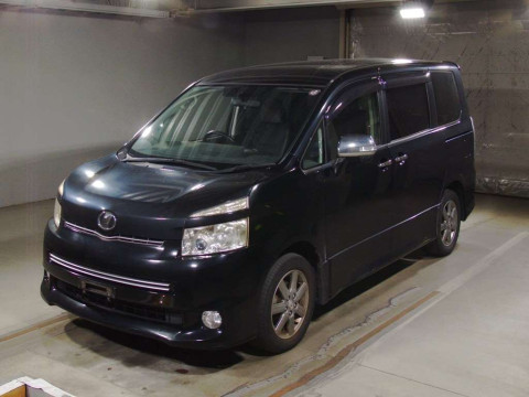 2010 Toyota Voxy ZRR70W[0]