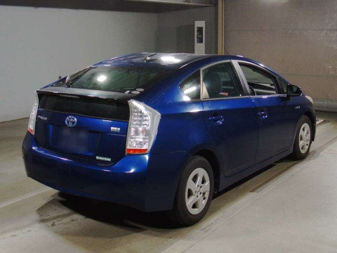 2010 Toyota Prius ZVW30[1]