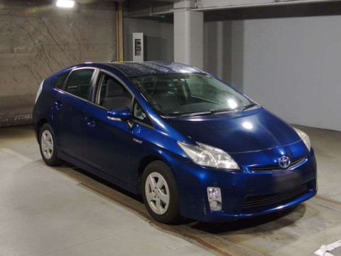 2010 Toyota Prius ZVW30[2]